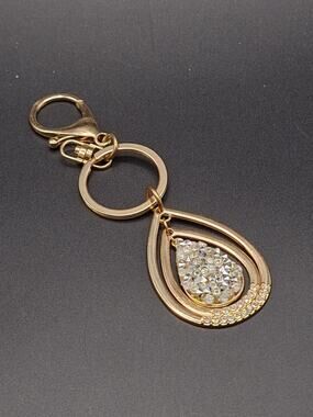 Gold-Tone Teardrop Keychain – Elegant Sparkly Pave Charm Purse Pendant